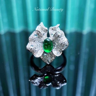 金750祖母绿戒指(巴基斯坦 沃顿绿)