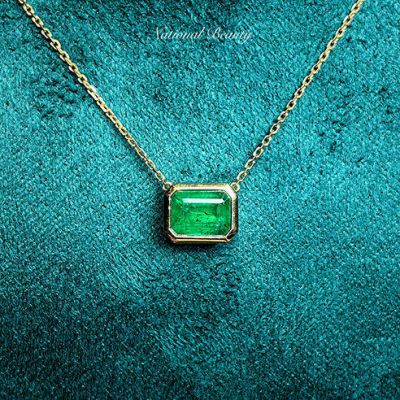 18K金祖母绿项链