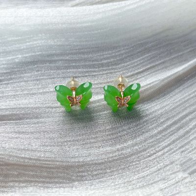 18k金和田玉蝴蝶耳钉