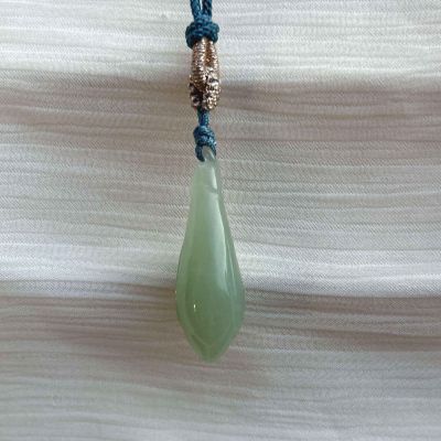 和田玉 兰花吊坠