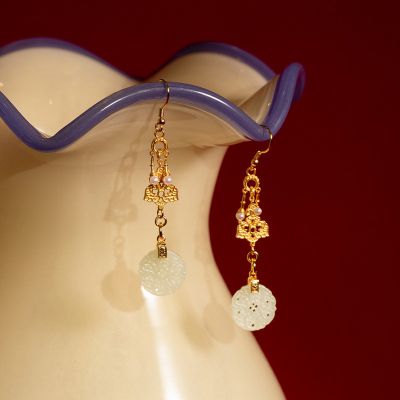 S925银和田玉 镂空圆牌如意耳坠