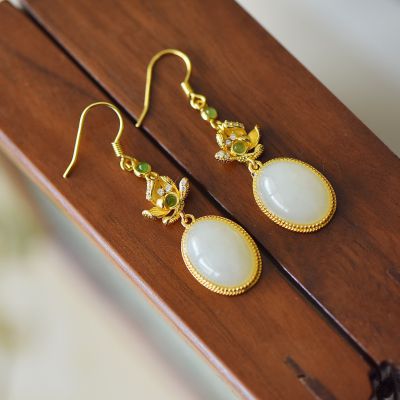 S925银和田玉 花朵耳坠