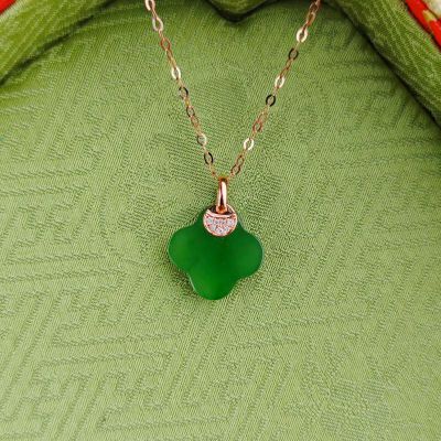 18K金和田玉项链