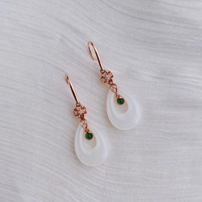 18K金和田玉耳饰